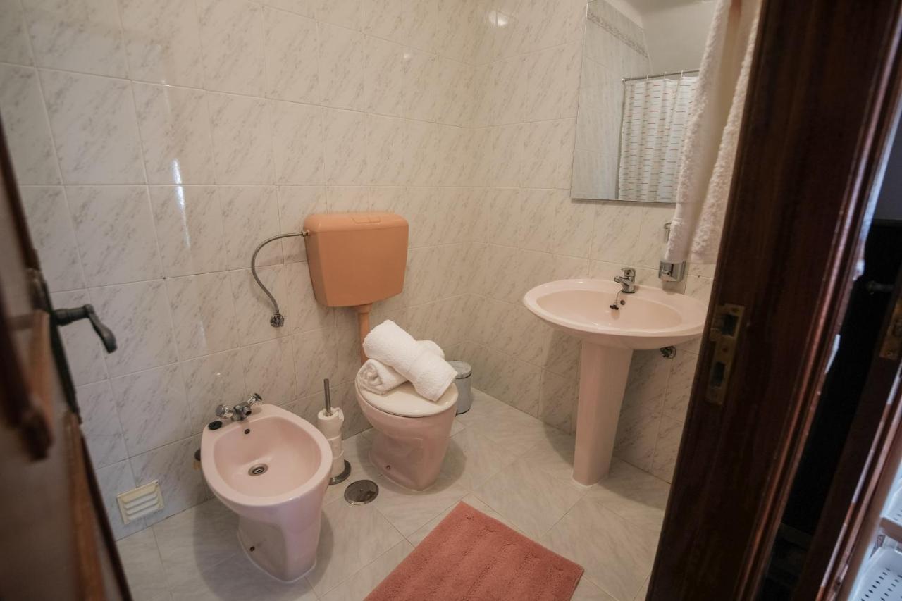 Besugo'S House Rooms & Apartment نازاريه المظهر الخارجي الصورة