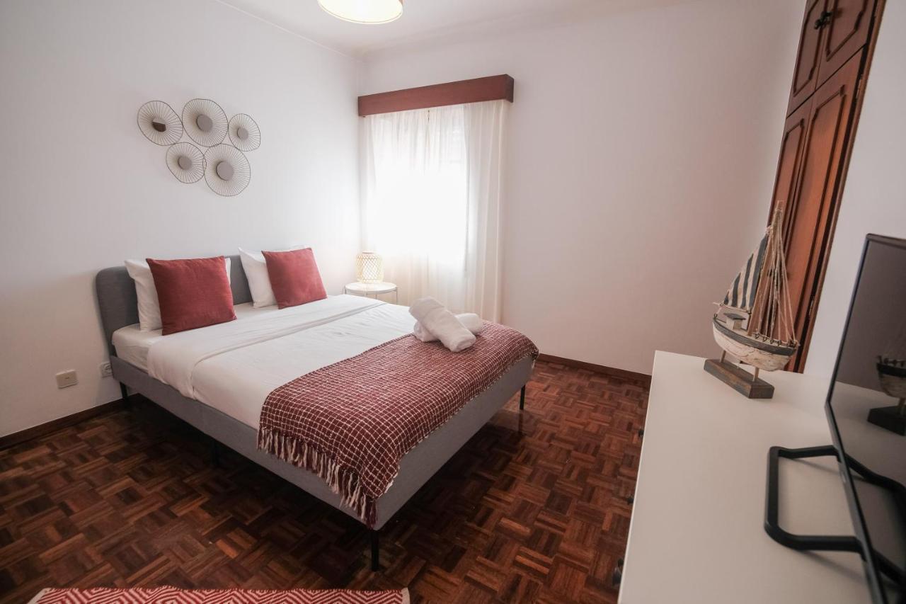 Besugo'S House Rooms & Apartment نازاريه المظهر الخارجي الصورة
