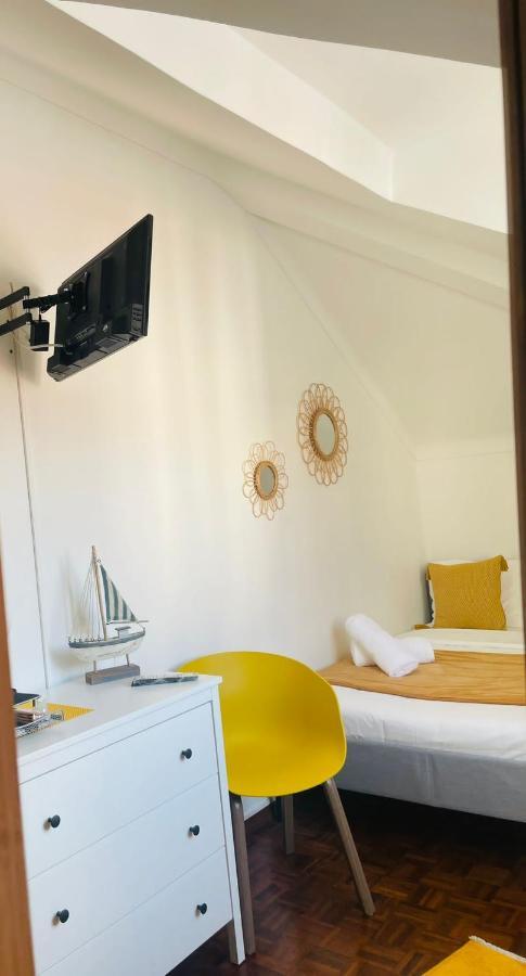 Besugo'S House Rooms & Apartment نازاريه المظهر الخارجي الصورة
